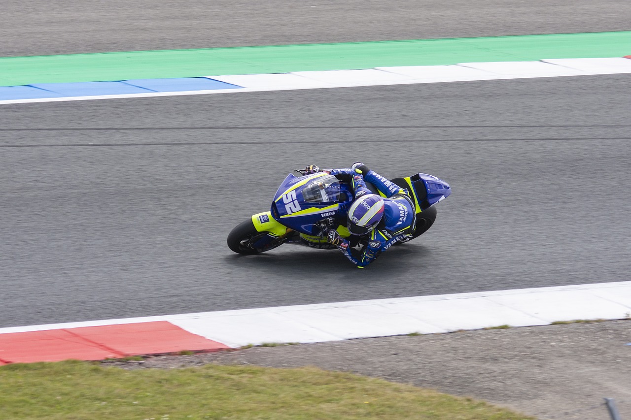 数年里频频 数年里频频